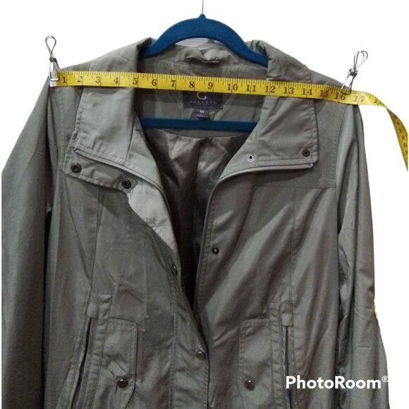 Gallery New York Olive Hooded Jacket. Many Zipper Pockets. Size M. - Picture 5 of 10